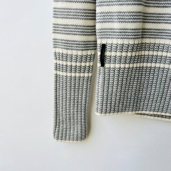 Icebreaker Merino wool turtle neck sweater, Gray/white, Size M D28 - Picture 7 of 13